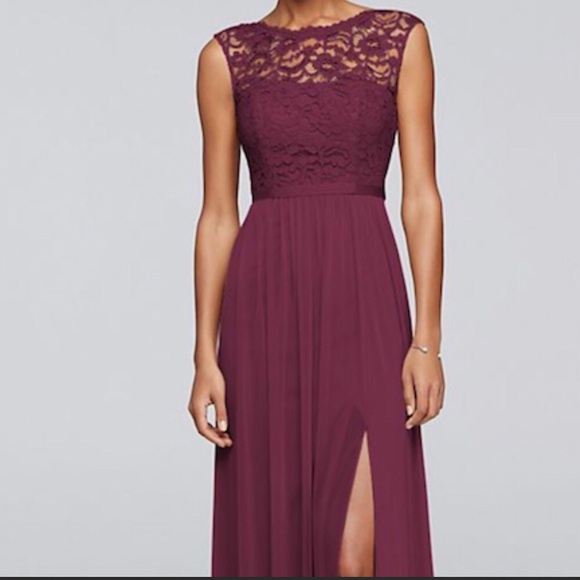 Long bridesmaid dress with lace bodice. - Picture 1 of 5